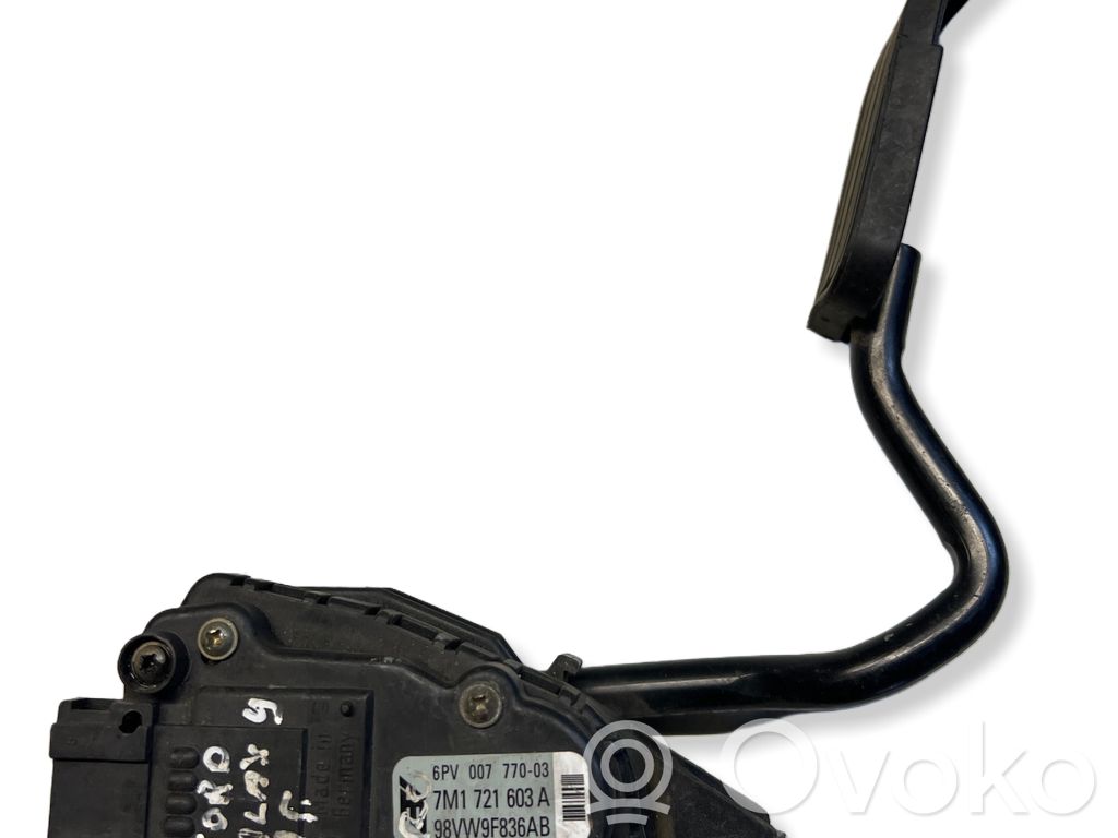 Akceleratoriaus pedalas   6PV00777003,98VW9F836AB