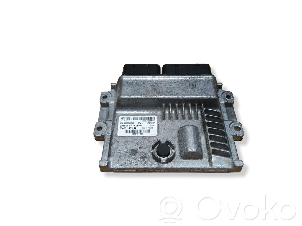 Opel Vivaro Engine control unit/module 