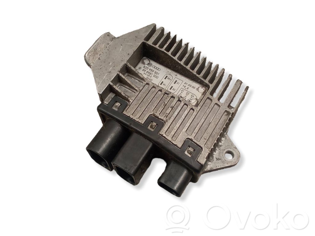 Dzesēšanas ventilatora relejs   8Z0959501,898981000