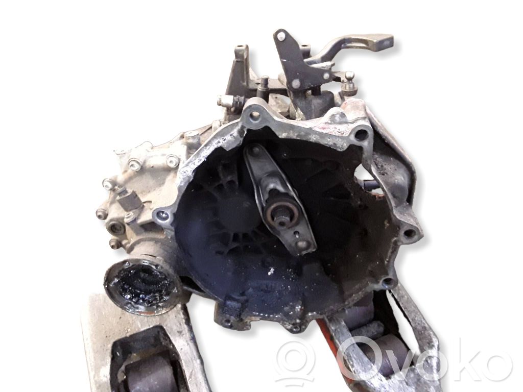 Audi A2 Mechaninė 5 pavarų dėžė 