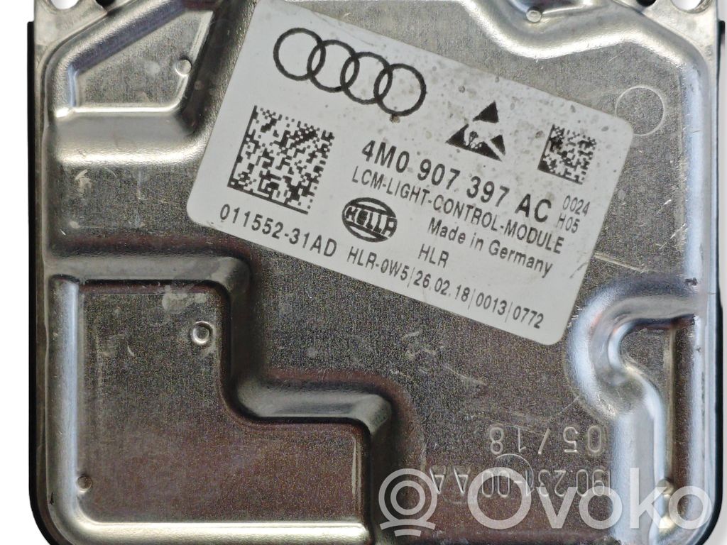 Audi Q7 4M Light module LCM 