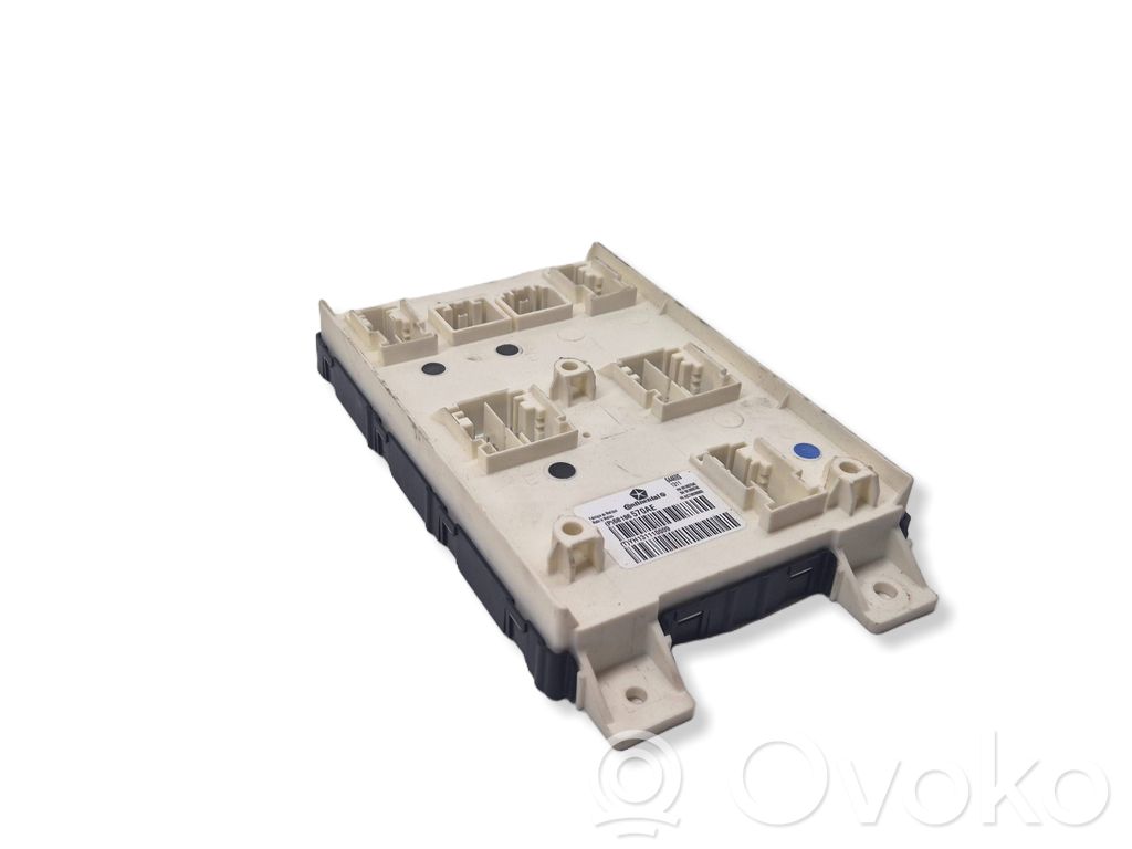 Dodge Challenger Comfort/convenience module 