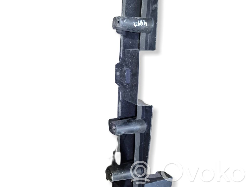 Dodge Durango III Front bumper support beam 