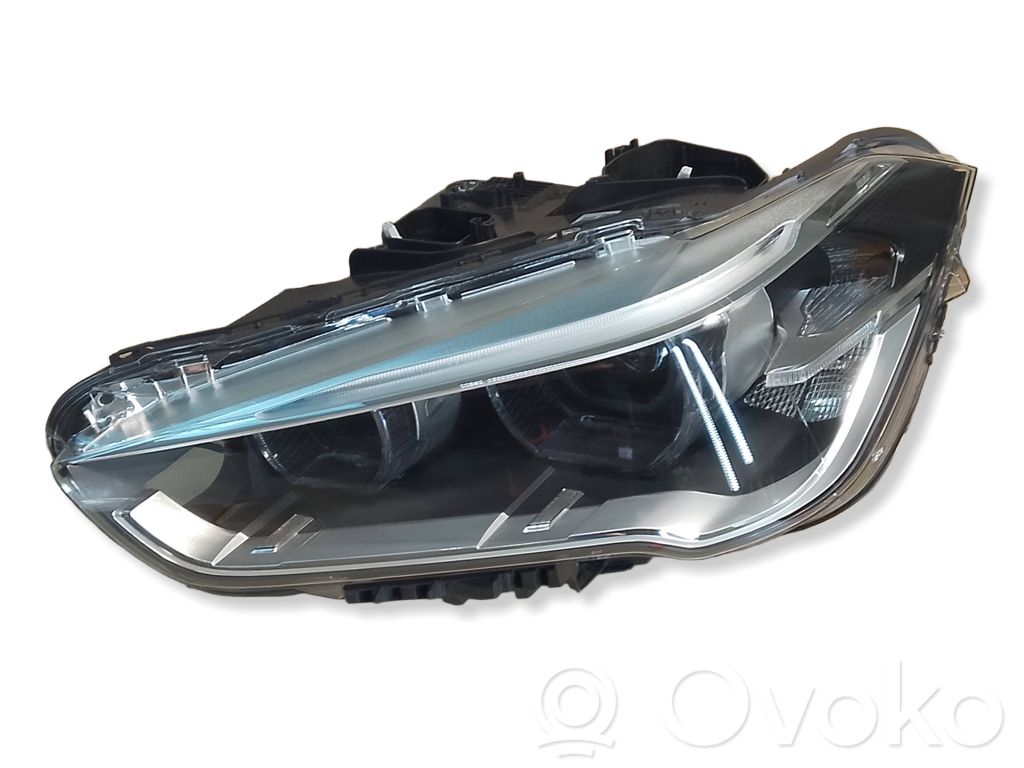 BMW X1 F48 F49 Lampa przednia 