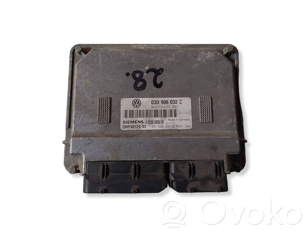 Engine control unit/module   03D906032C,5WP4012403,3PD2501