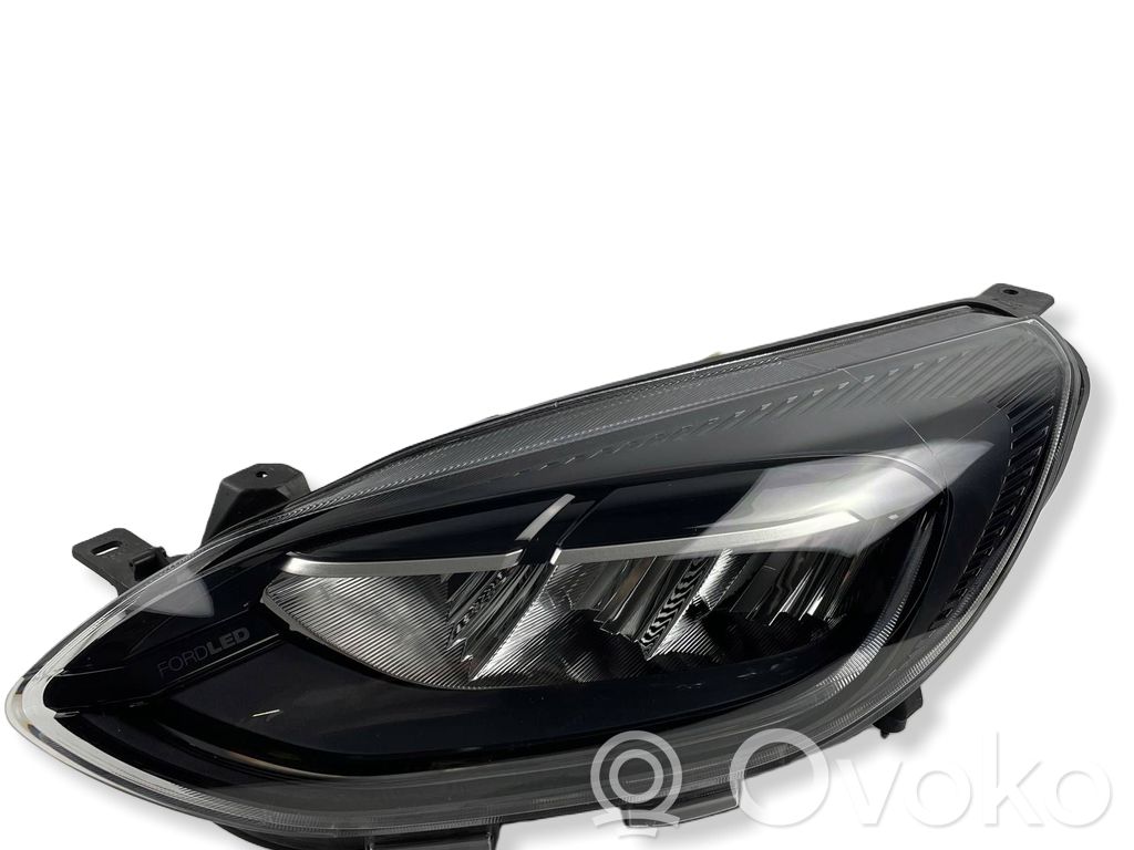 Ford Fiesta Headlight/headlamp 