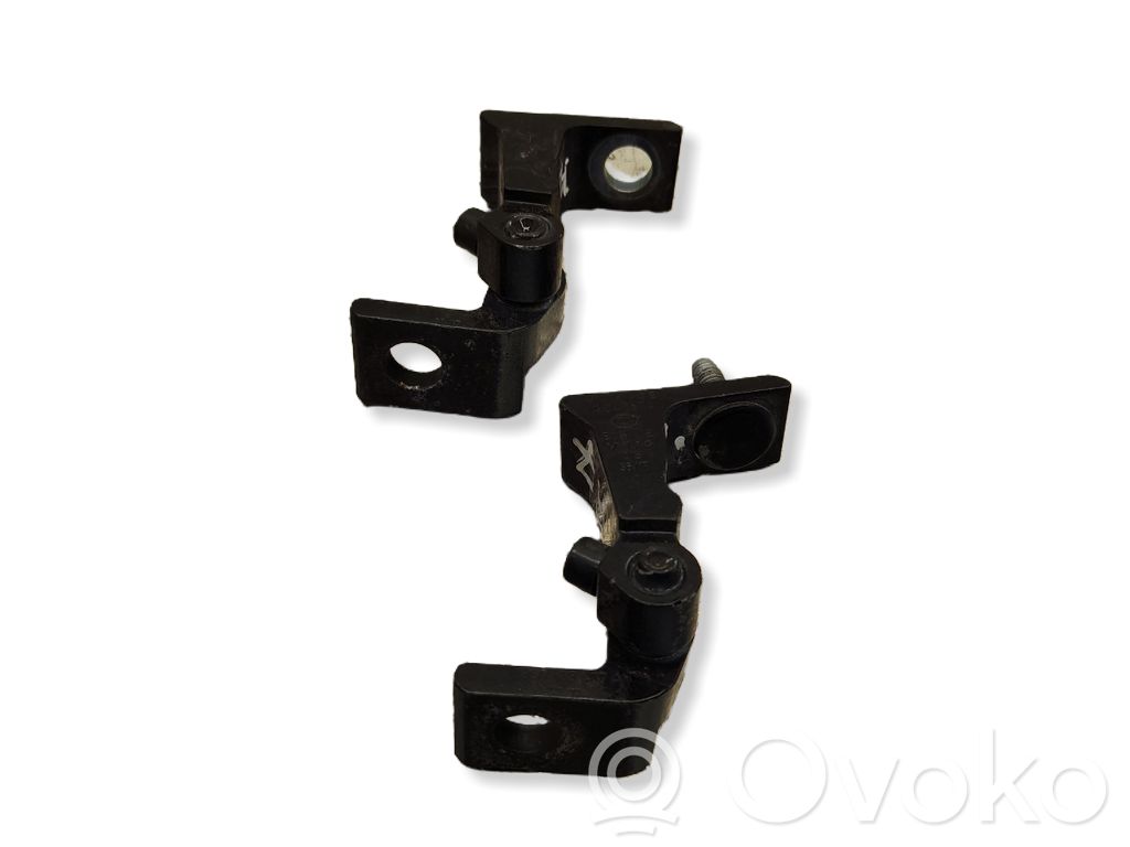 Audi Q7 4M Front door hinge set 