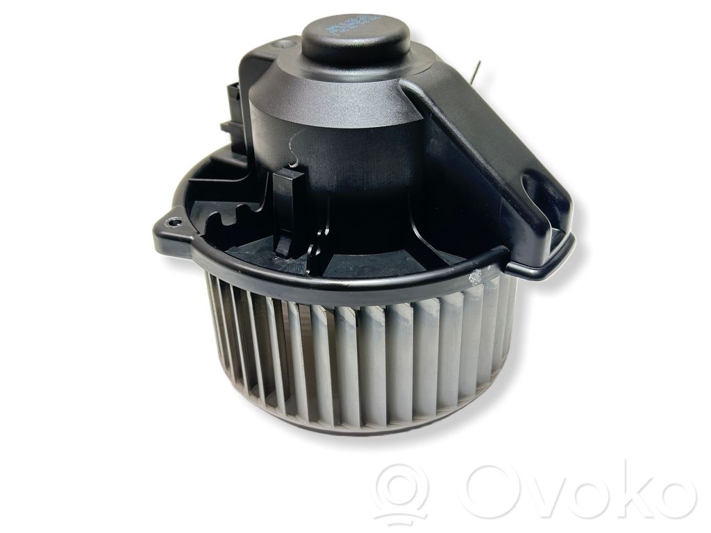 BMW Z4 E85 E86 Mazā radiatora ventilators 