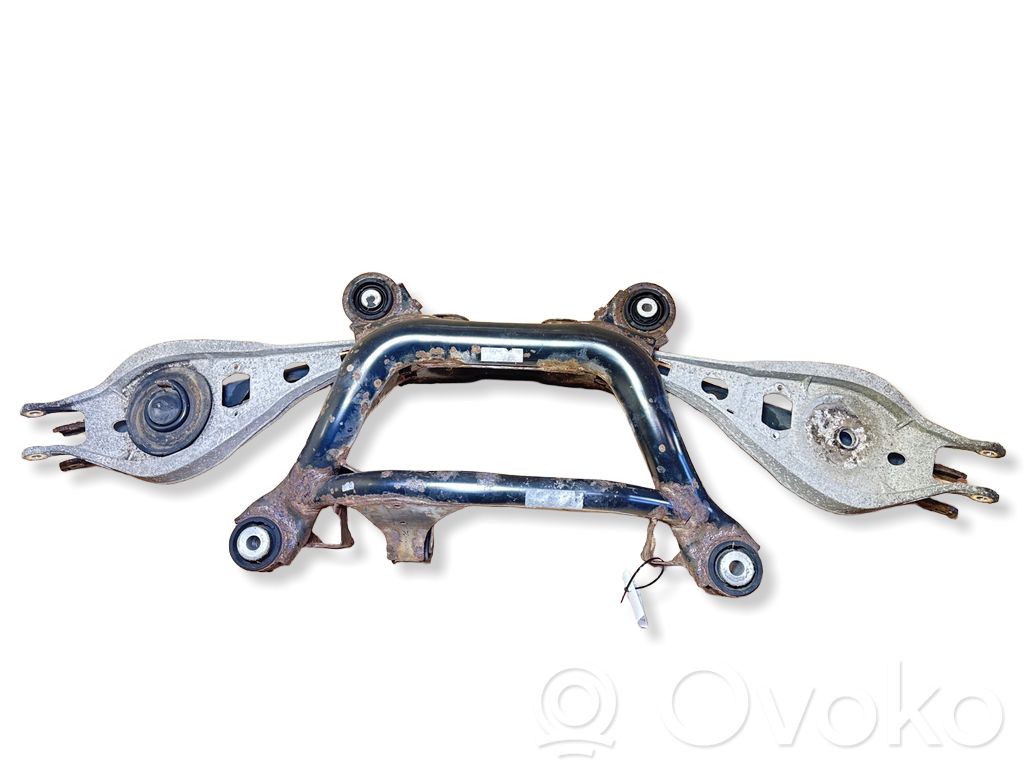 BMW Z4 E85 E86 Galinis traversas 