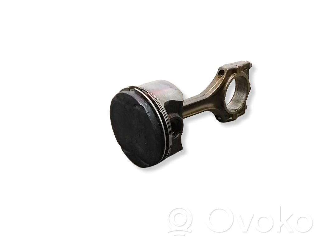 Piston with connecting rod