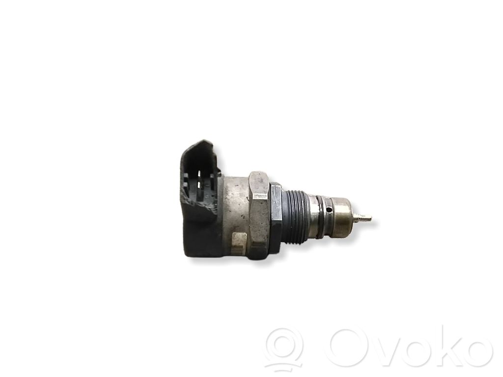 BMW 5 E60 E61 Regulator presiune combustibil 