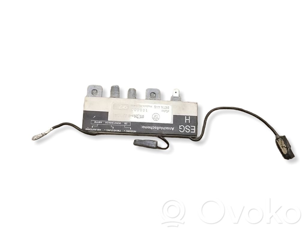 BMW 5 E34 Antenna control unit 