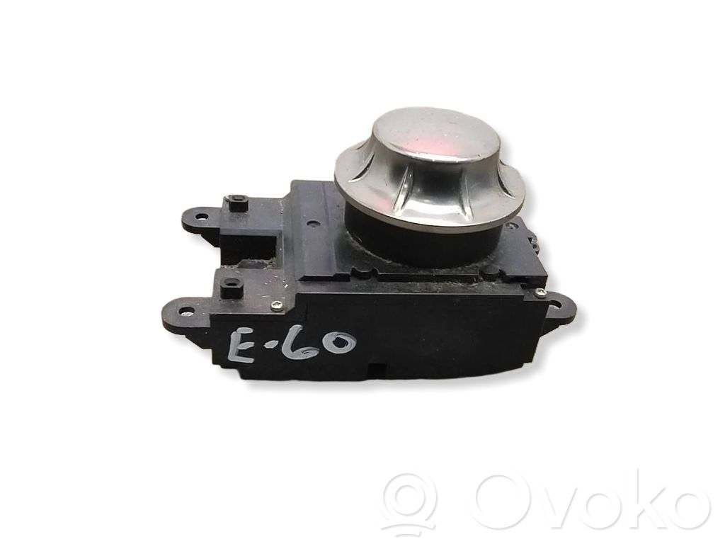 Multifunctional control switch/knob   6934259,HW04SW0A,0321KAI01