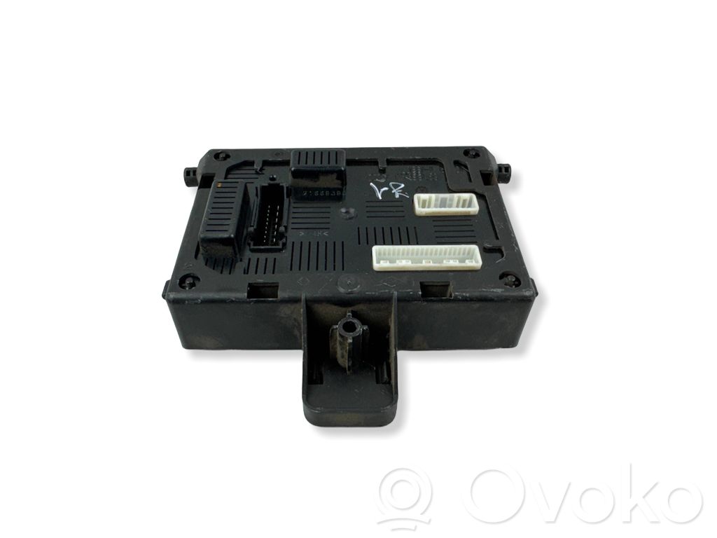 Renault Clio III Komforto modulis 