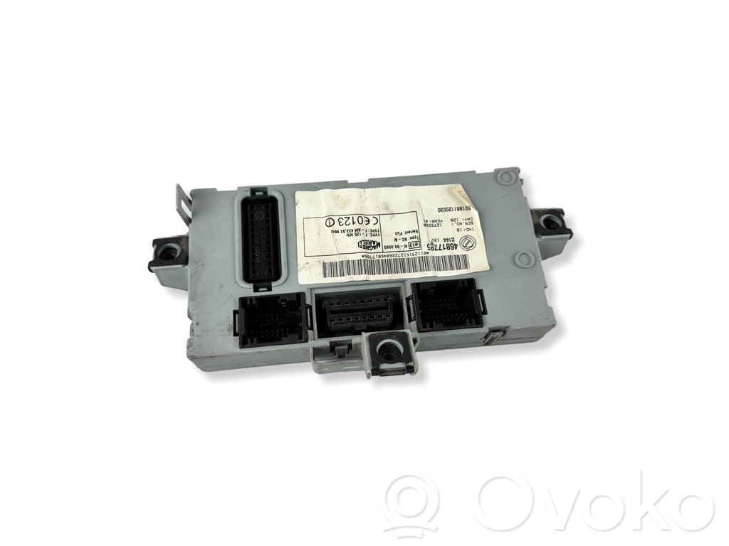 Fiat Punto (188) Sulakemoduuli 