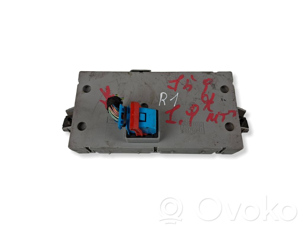 Alfa Romeo 159 Fuse module 