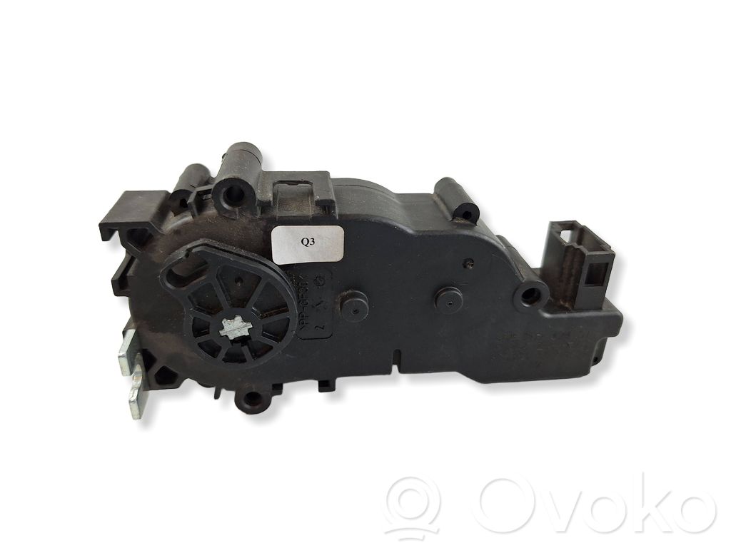 Mercedes-Benz E W212 Tailgate/trunk/boot lift motor 
