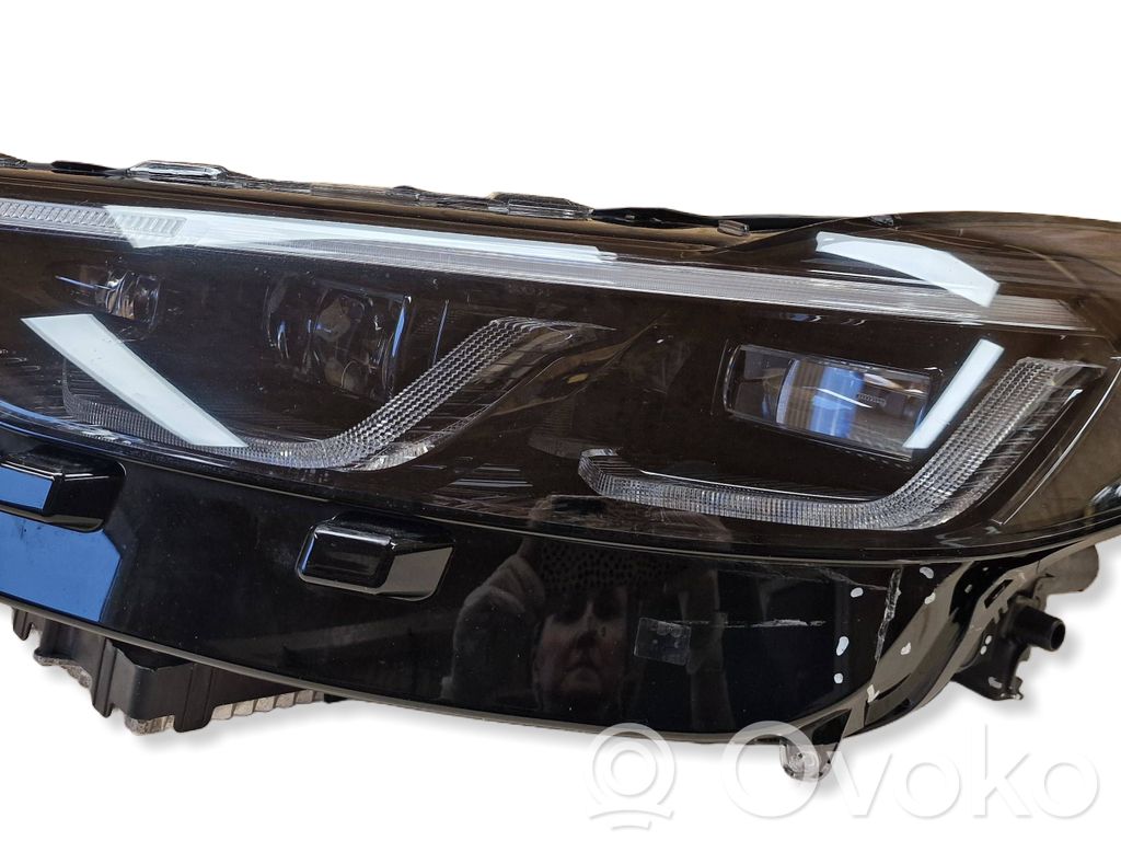 Scheinwerfer   PV4B13E017AF