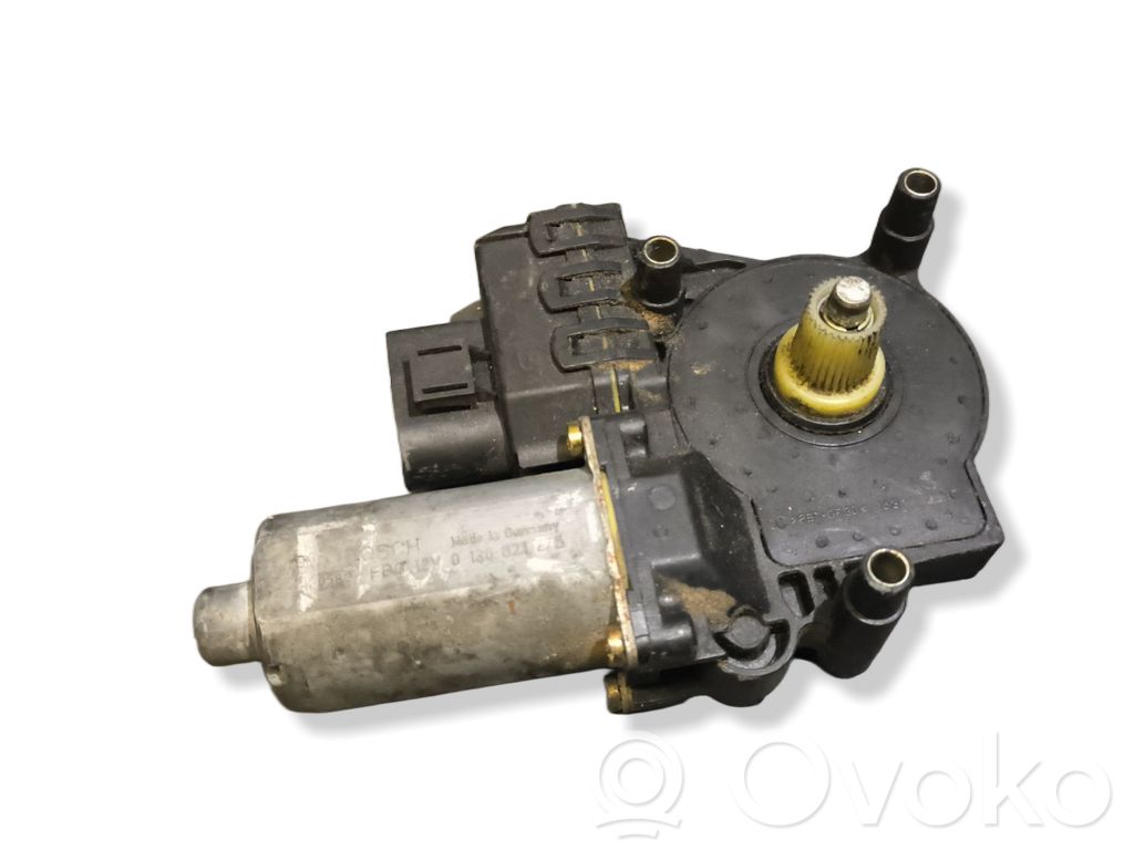 BMW 3 E36 Priekinio lango pakelėjo varikliukas 