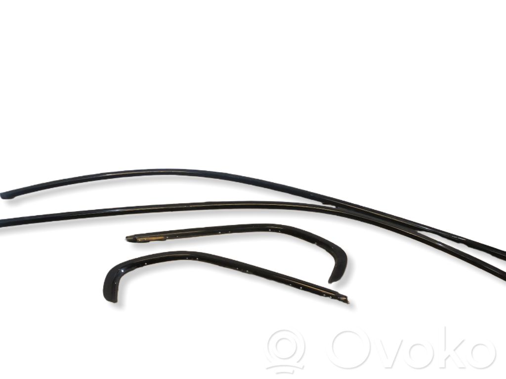 BMW 3 E90 E91 Katon muotolistan suoja 