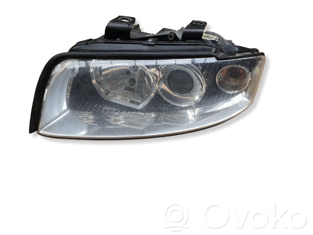 Audi A4 S4 B6 8E 8H Scheinwerfer 