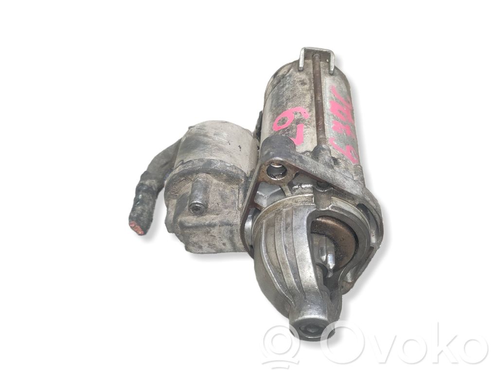 Opel Astra H Starter motor 