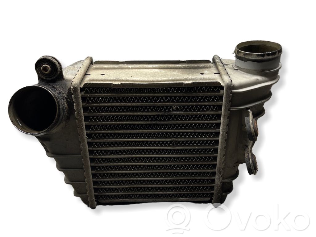 Volkswagen Golf IV Interkūlerio radiatorius 