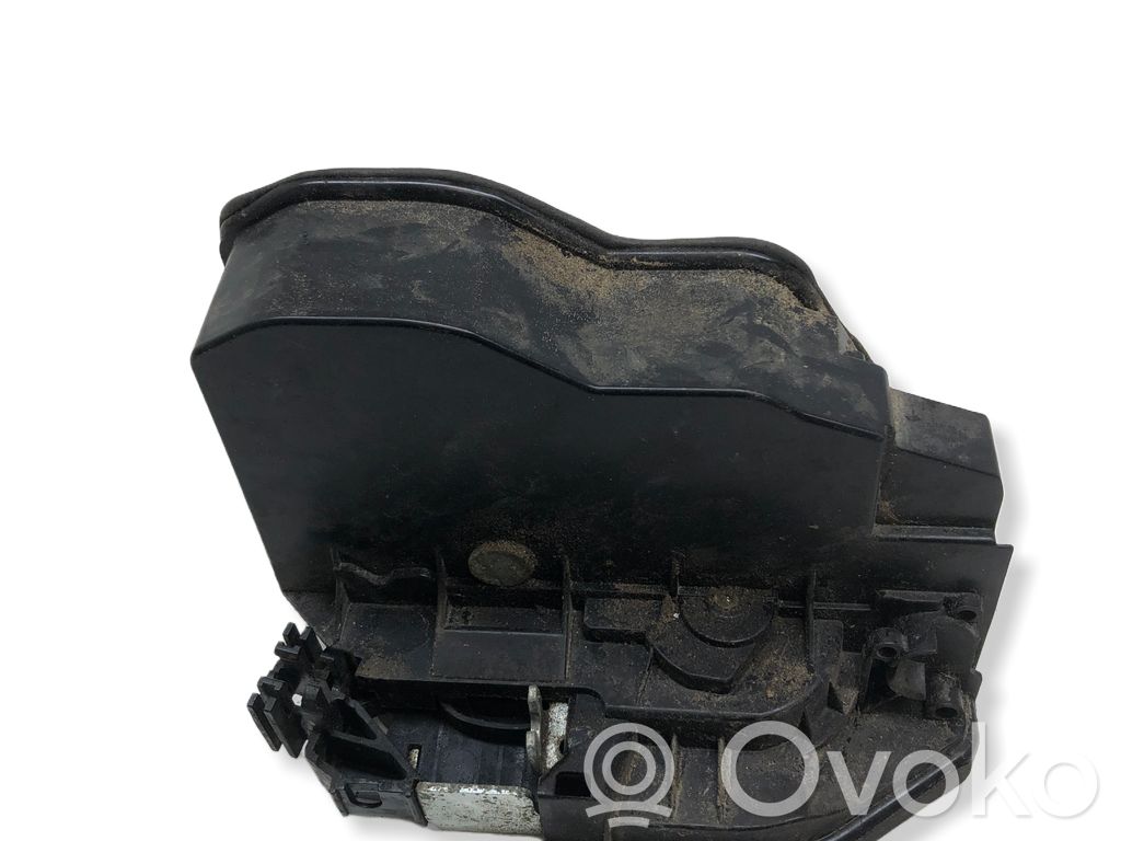 BMW X3 F25 Încuietoare ușă spate 