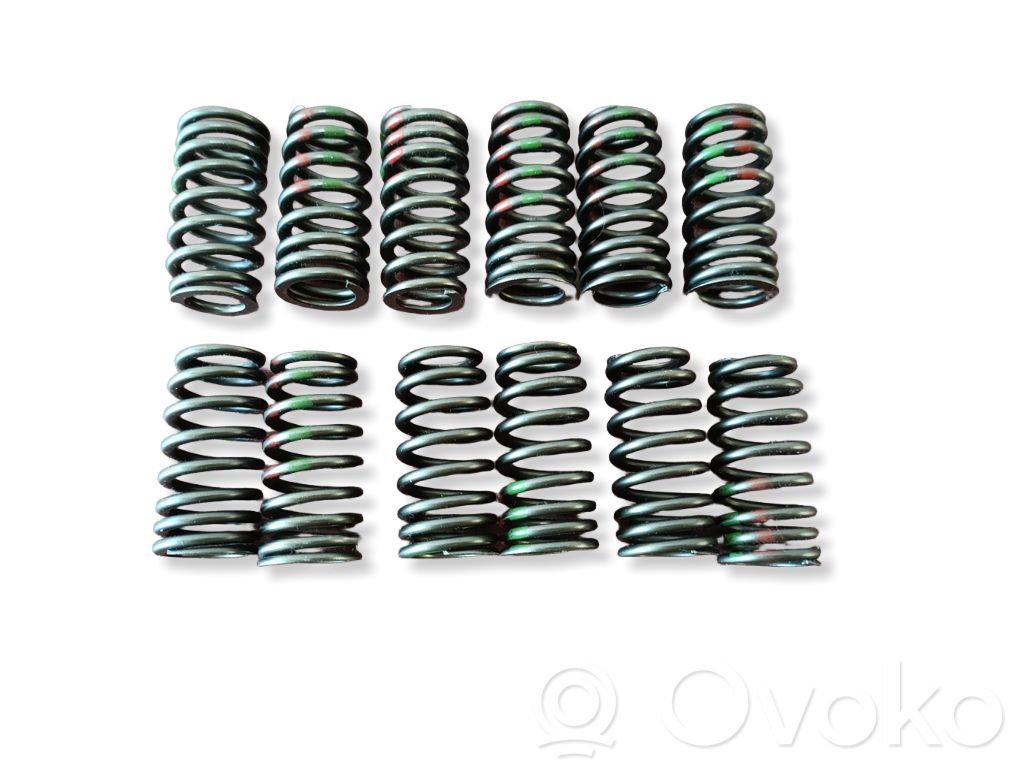 BMW 3 F30 F35 F31 Sprężyna zaworu 