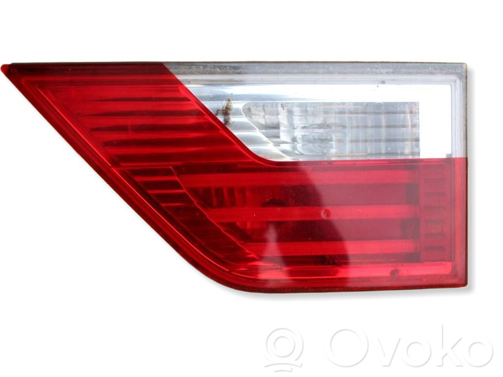 Tailgate rear/tail lights   7162214