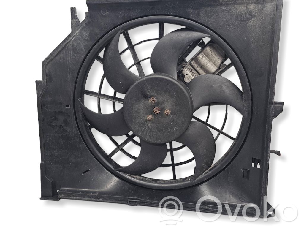 BMW 3 E46 Elektrisks radiatoru ventilators 