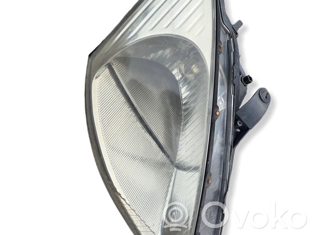 Headlight/headlamp   MFD152H032