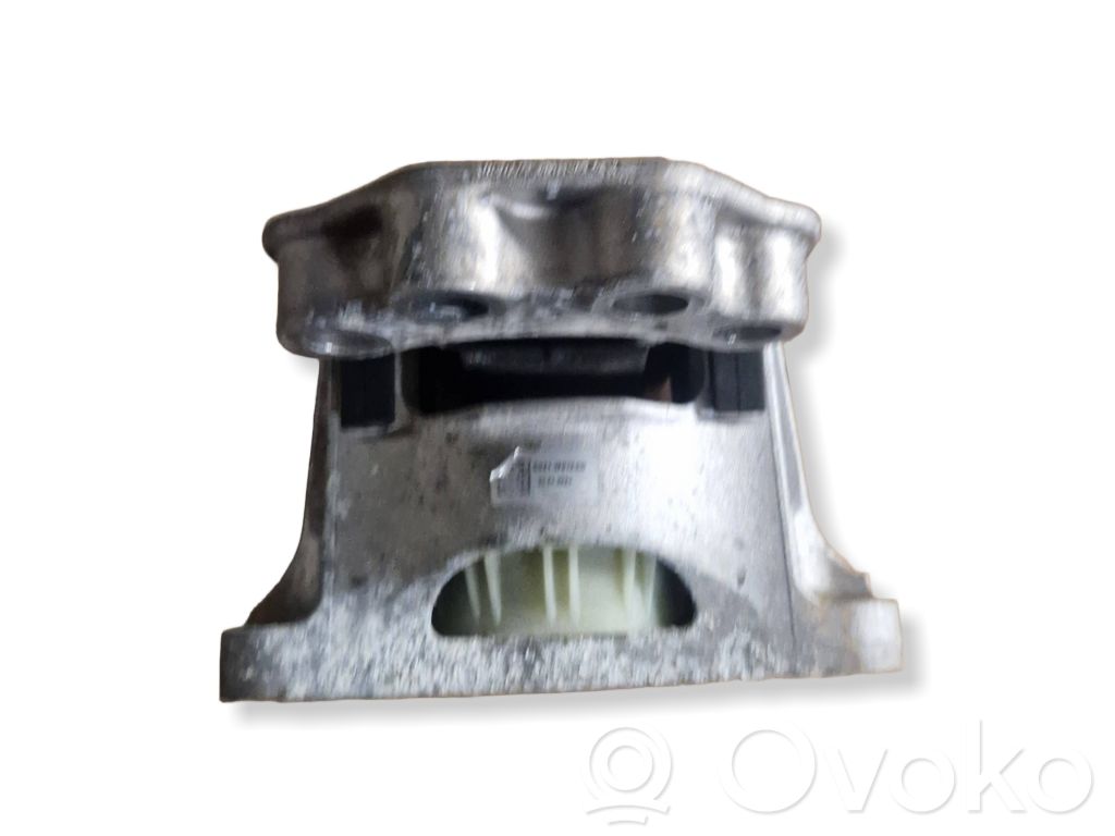Engine mount bracket   GK216F012CD