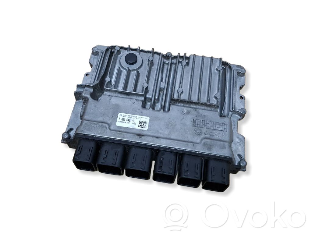 BMW 5 G30 G31 G38 Engine control unit/module 