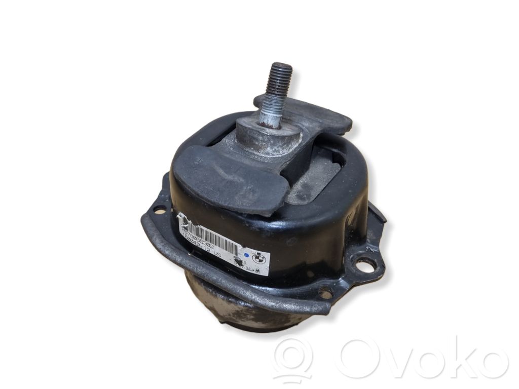 Engine mount bracket   6780653