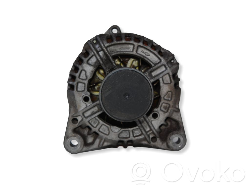 Nissan Qashqai Generator/alternator 