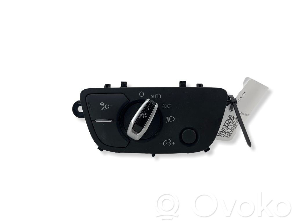 Light switch   4M0941531S
