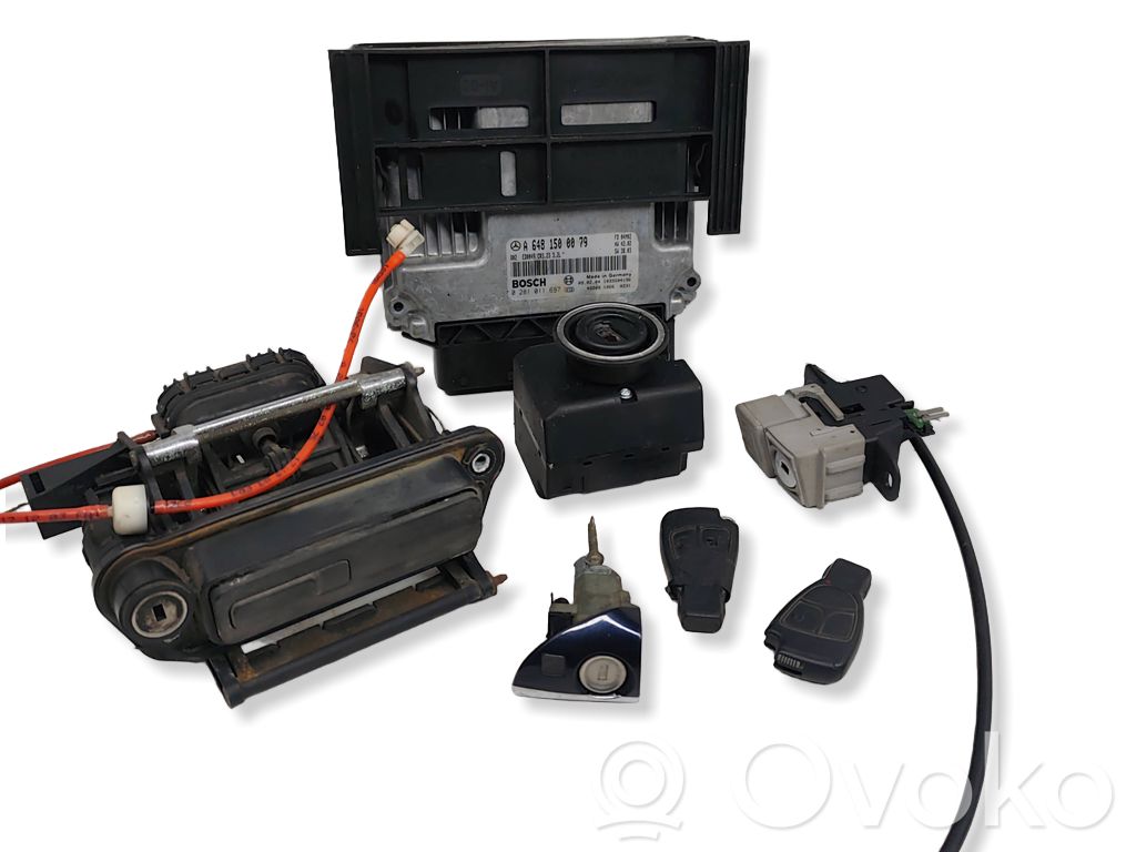 Mercedes-Benz S W220 Engine ECU kit and lock set 