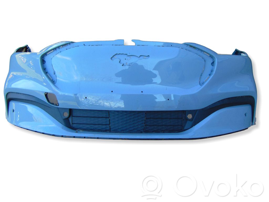 Front bumper   LJ8B17C831A