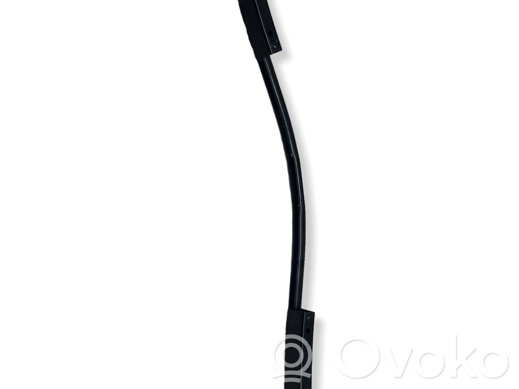 Radiator support slam panel bracket   95B804313