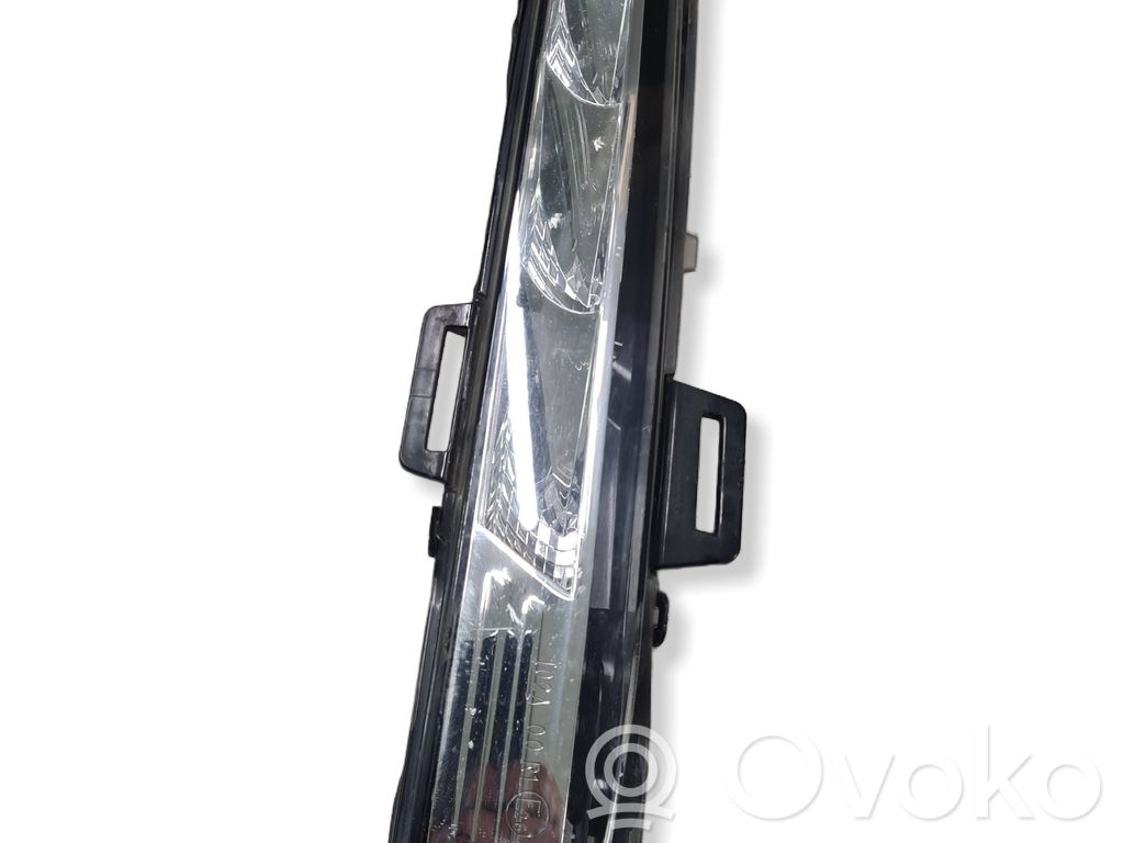 LED dienas gaisma   AM2113B218,17494801,17495001