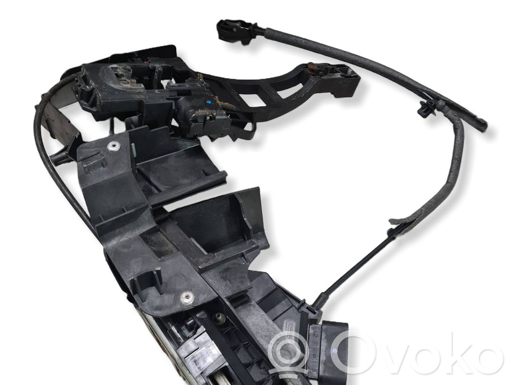 Ford Focus Front door lock 