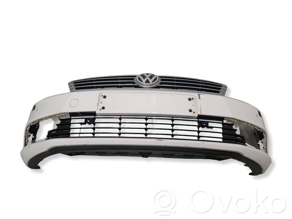 Volkswagen PASSAT CC Parachoques delantero 