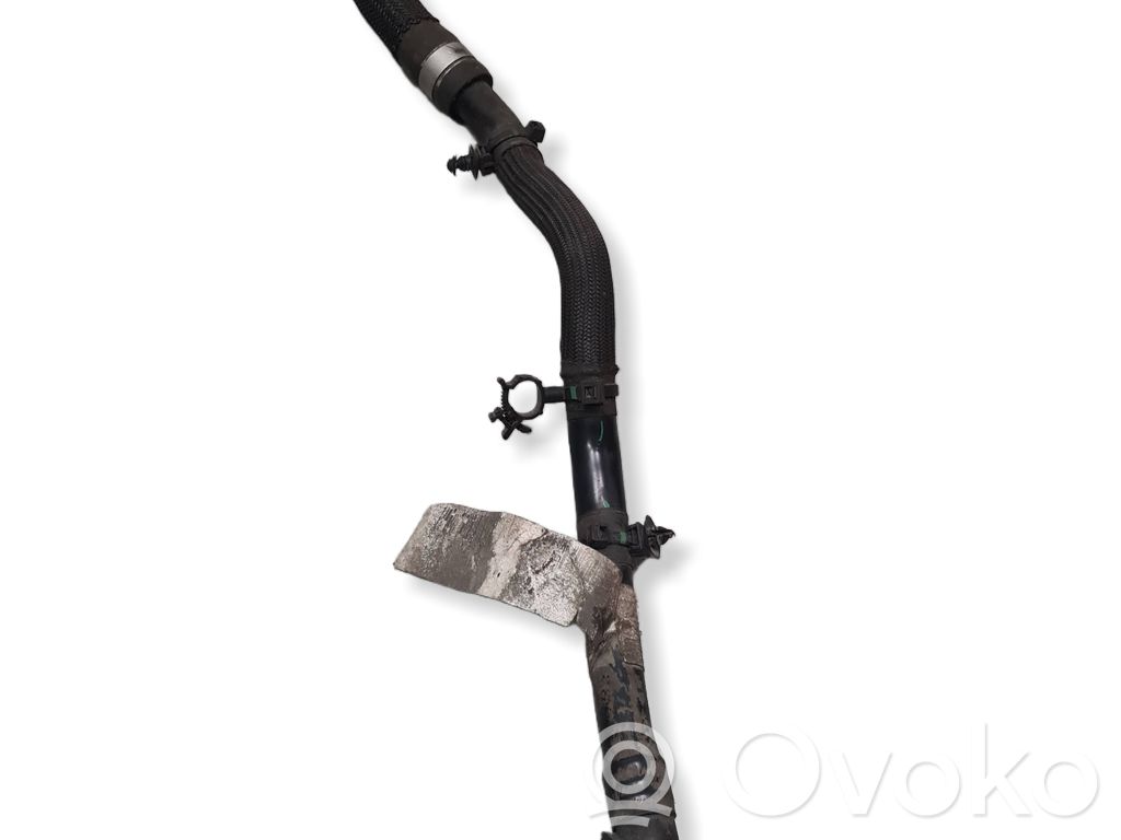Engine coolant pipe/hose   J9D38D324AF