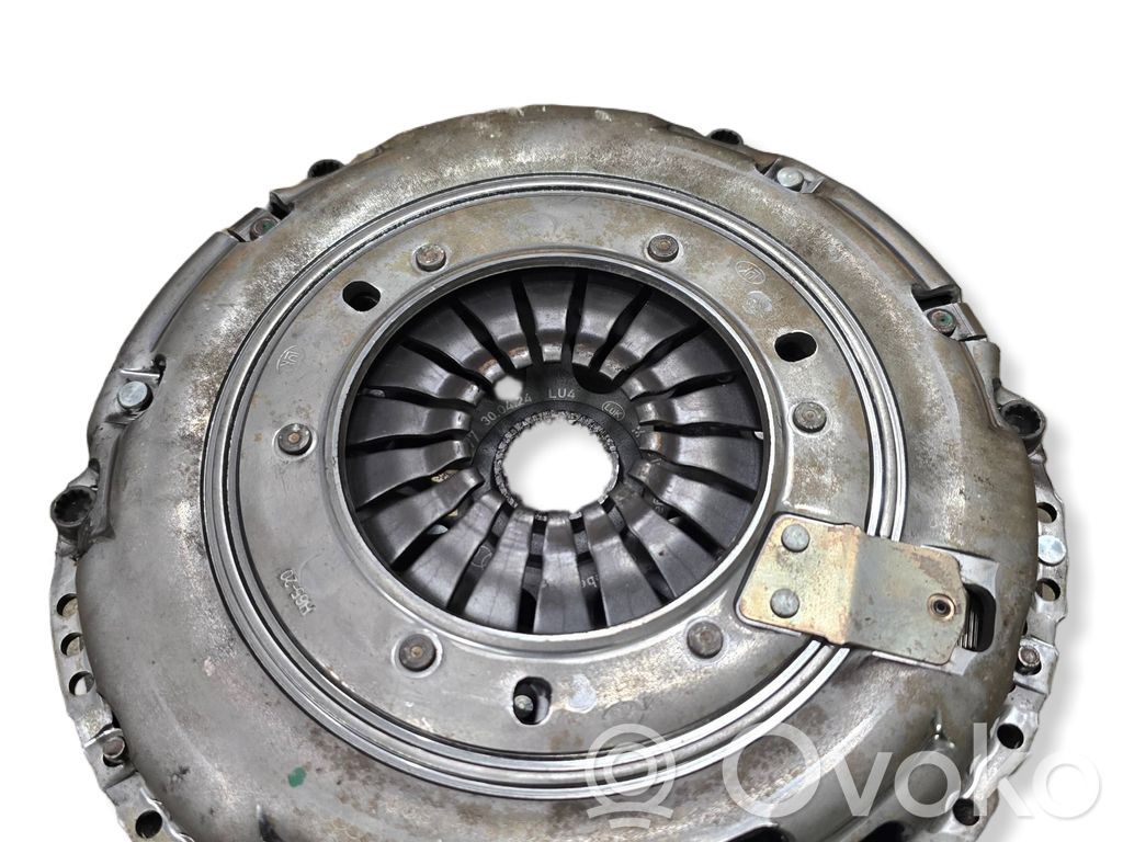 Audi A4 S4 B9 Sankabos komplektas 
