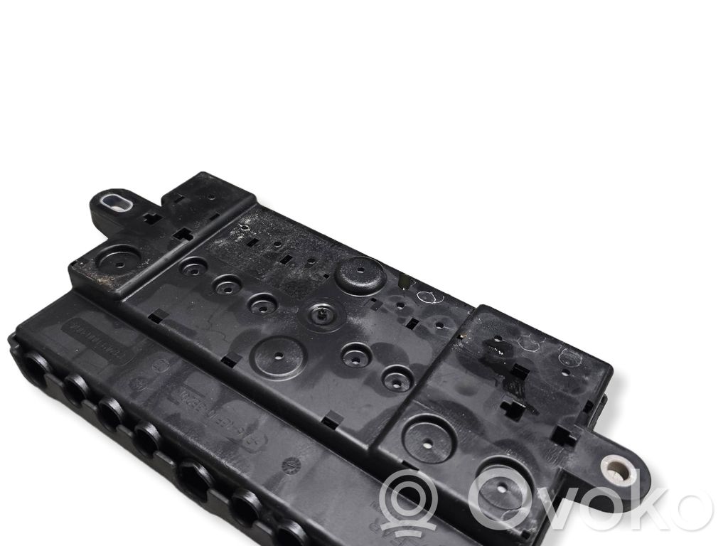 Jaguar I-Pace Relay mounting block 