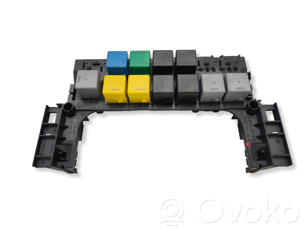 Mercedes-Benz B W245 Ramka / Moduł bezpieczników 