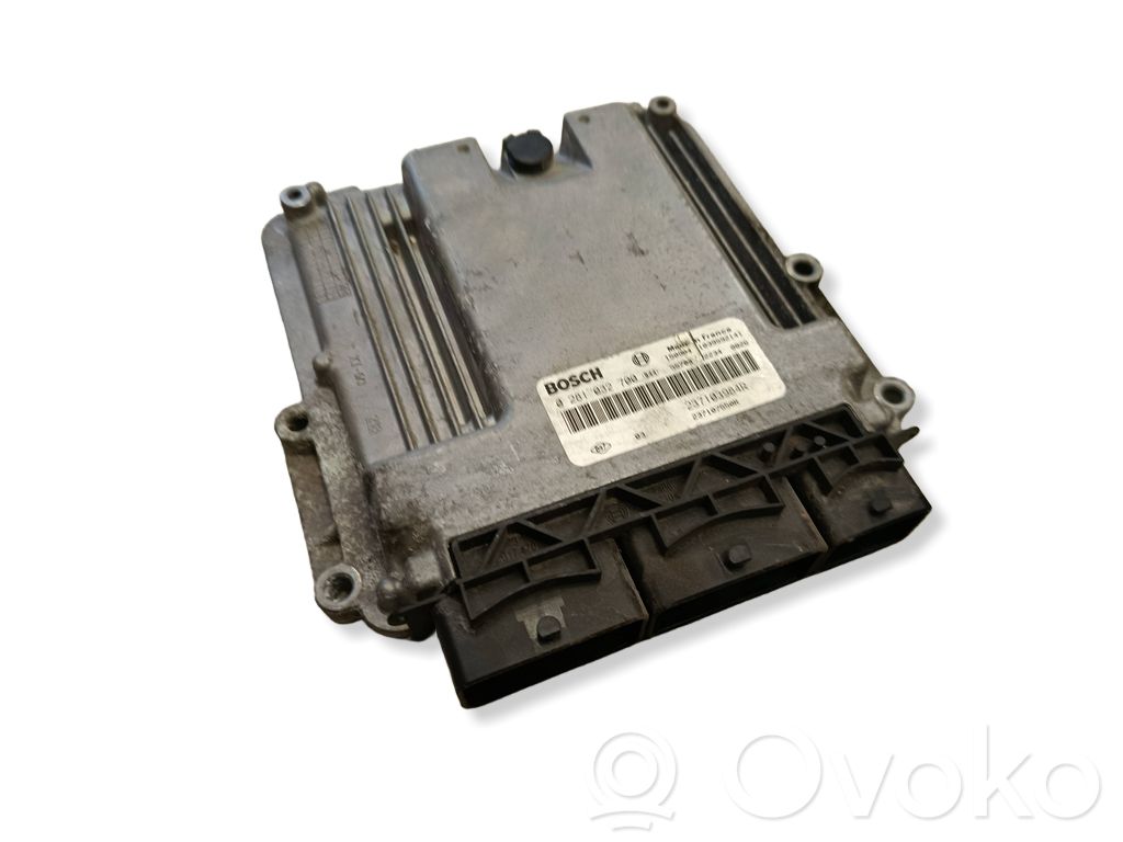 Renault Trafic III (X82) Engine control unit/module 
