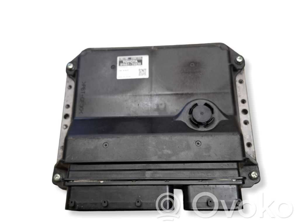 Lexus CT 200H Engine control unit/module 
