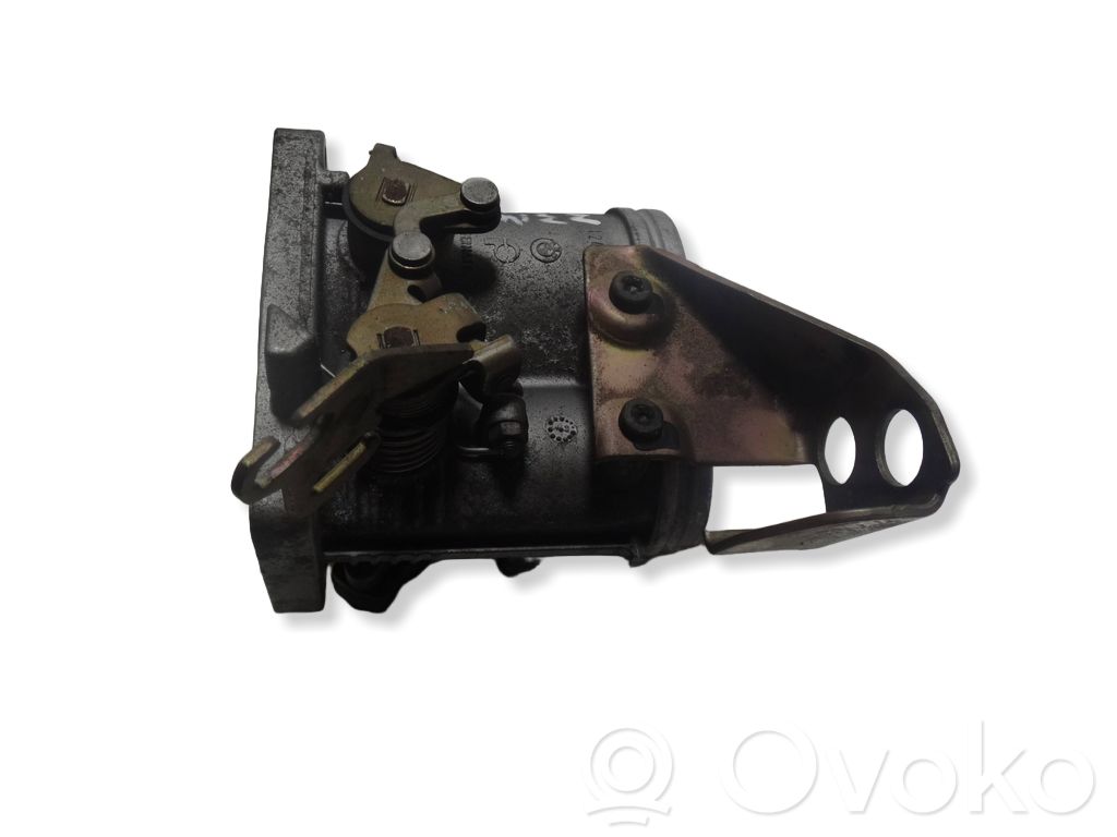 BMW 3 E36 Droselinė sklendė 